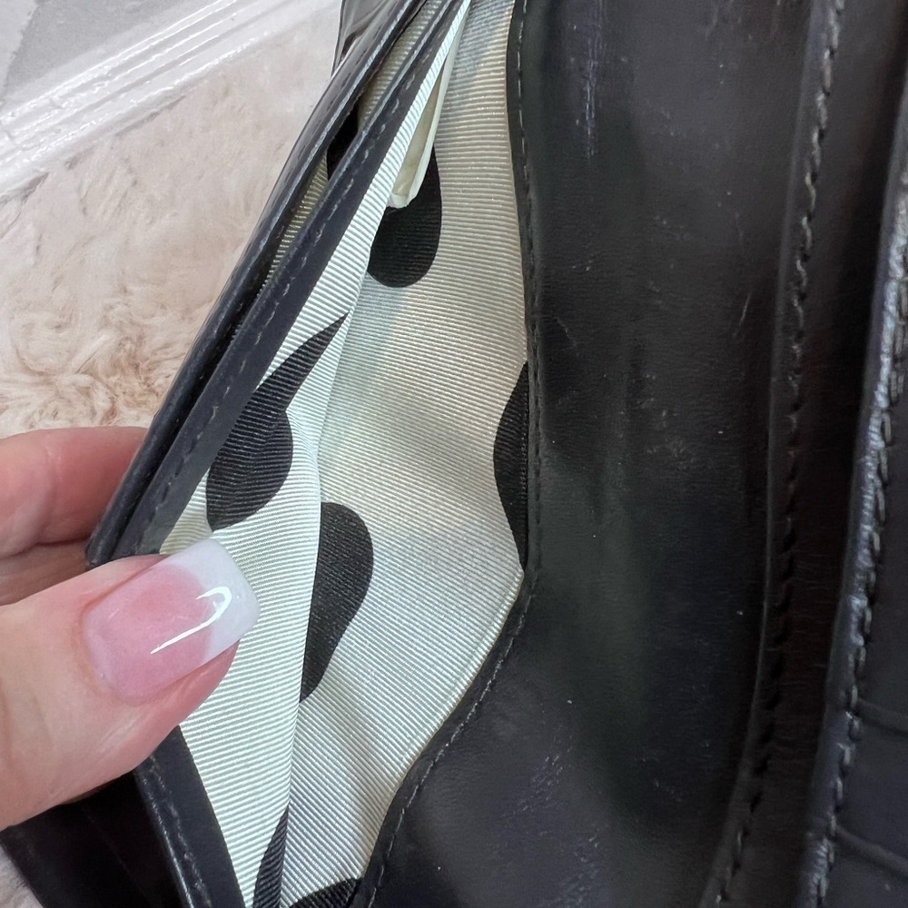 KATE SPADE NEW YORK LEATHER WALLET - Picture 10 of 14